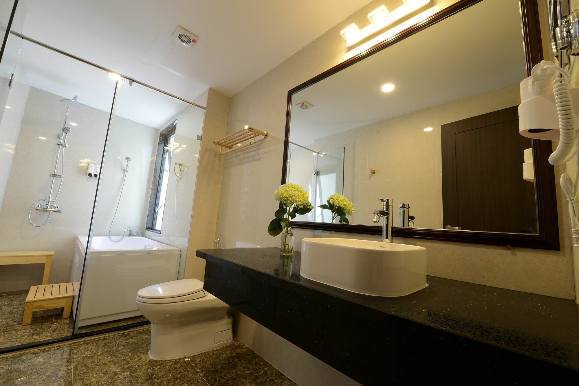 Hanoi Emerald Waters Hotel & Spa מראה חיצוני תמונה